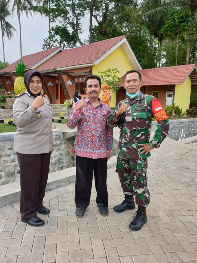 Ainun Djariyah (kiri). Foto: dok