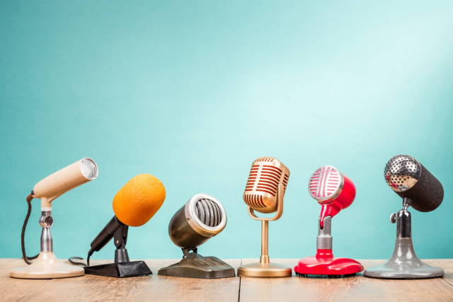 Ilustrasi microphone. Foto: Shutterstock