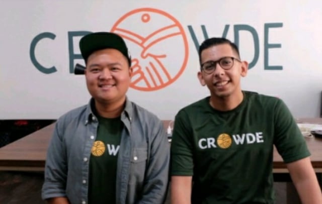 Yohanes Sugihtononugroho (kiri) dan M Risyad (kanan), duo pendiri startup Crowde (Foto: Instagram.com/sipaccelerator)