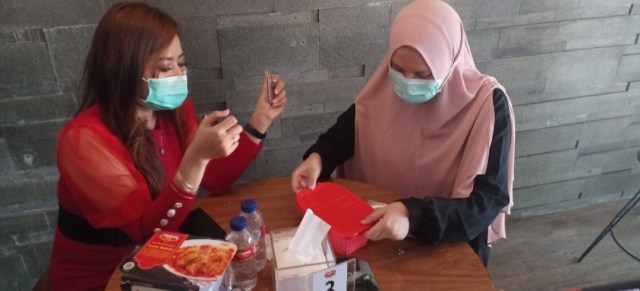 Makanan Siap Saji 'MakanKu' Sajikan Alternatif di Tengah Pandemi COVID-19 (26077)