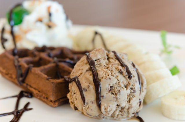 Disney Merilis Resep Wafel Cokelat Eksklusif ala Taman Animal Kingdom (1072705)