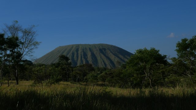 'Majestic Tambora' Mengangkat Kembali Kemasyhuran Volcano Indonesia (856949)