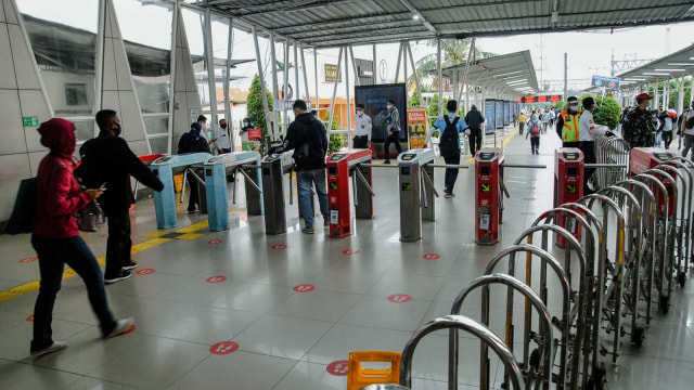 Per 19 Oktober 2020, Jam Layanan KRL Kembali Normal Seperti Sebelum Pandemi (50769)