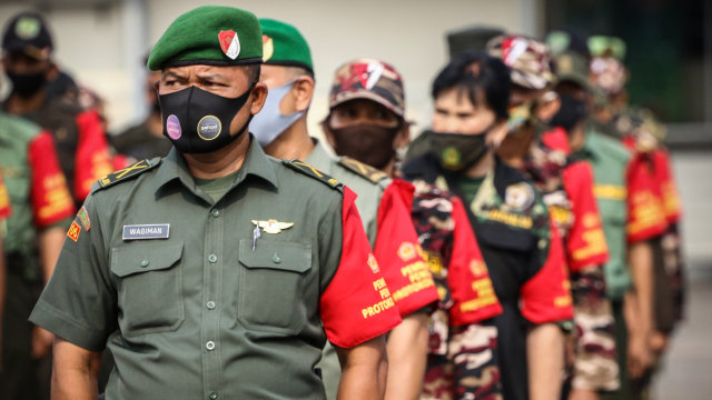 Foto: Gelar Pasukan Pendukung Penegakan Protokol Kesehatan PSBB di Jakarta (209234)