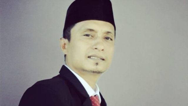 Ketua Bawaslu Halmahera Barat Alwi Ahmad. Foto: Istimewa