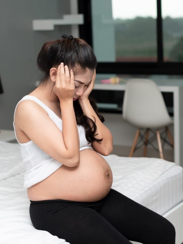 Ilustrasi ibu hamil merasa daya ingat menurun. Foto: Shutter Stock