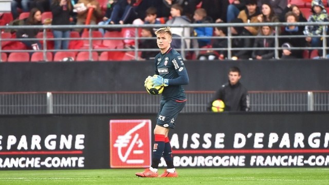 Antisipasi Kepergian Martinez, Arsenal Incar Runar Alex Runnarson (210054)