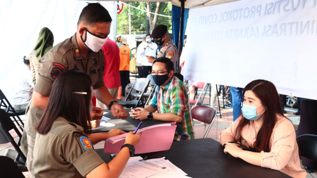 Ketua DPRD DKI: Warga Jakarta Diberi Edukasi, Corona Malah Memburuk (325561)