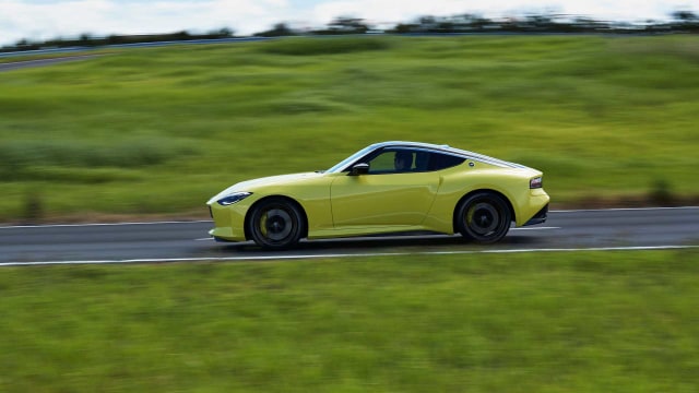 Foto: Inilah Wujud Nissan Z Proto Bergaya Retro Modern (137203)