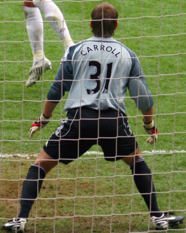 Kisah Eks Kiper MU, Roy Carroll, Berkarib dengan Alkohol hingga Depresi (10253)