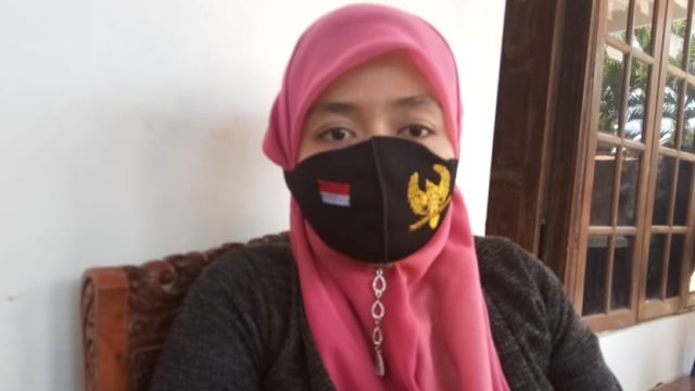 Kisah Warga Solo yang Serahkan KTP untuk Dukung Paslon Penjahit-Ketua RW (235819)