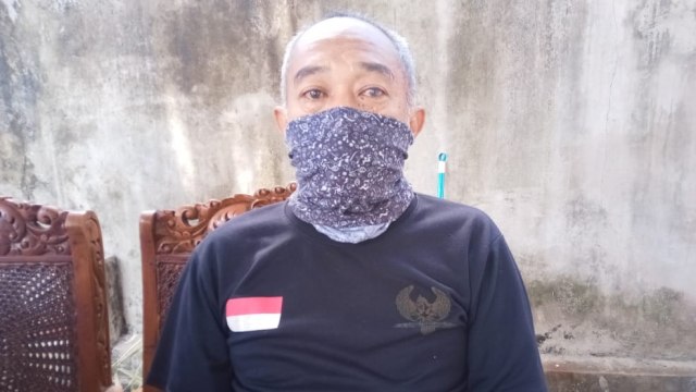Kisah Warga Solo yang Serahkan KTP untuk Dukung Paslon Penjahit-Ketua RW (235818)