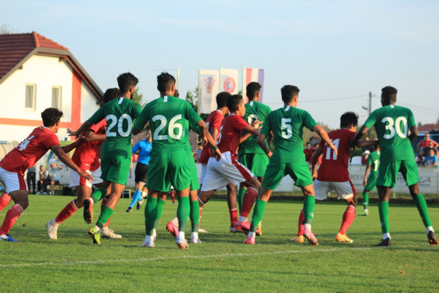 Problem & Solusi bagi Timnas U-19 vs Qatar: Dari Duel Udara Hingga Mental (309871)