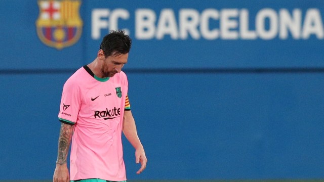 Pemain Barcelona Lionel Messi pada pertandingan FC Barcelona vs Girona di Stadion Johan Cruyff, Barcelona, Spanyol, (16/9). Foto: Albert Gea/REUTERS