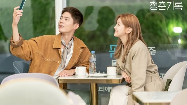 5 Alasan yang Bikin Drama Korea 'Record Of Youth' Seru dan Asyik untuk Ditonton (397950)