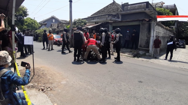 Rekonstruksi Kasus Intoleransi di Kampung Mertodranan Solo Tampilkan 77 Adegan (732102)