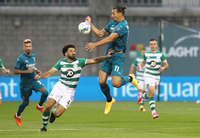 Pertandingan antara Shamrock Rovers vs AC Milan di Stadion Tallaght, Tallaght, Irlandia. Foto: Lorraine O'Sullivan/Reuters