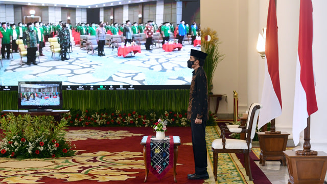 Presiden Joko Widodo mengikuti pembukaan Konferensi Besar XXIII GP Ansor secara virtual dari Istana Kepresidenan. Konferensi Besar XXIII GP Ansor sendiri dilaksanakan di Kabupaten Minahasa, Sulawesi Utara (foto: istimewa)