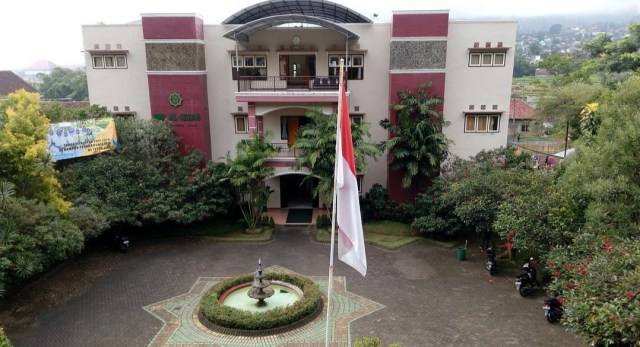31 Penghuni Ponpes Al Izzah Kota Batu Positif COVID-19 (208482)