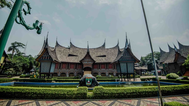 Buka Saat Jakarta PSBB Transisi, TMII Batasi Pengunjung 20 Ribu Orang Per Hari (391453)