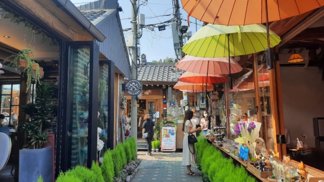 Acehkini Jalan-Jalan: Ikseondong, Wisata Baru di Lorong Sempit Kota Seoul (20972)