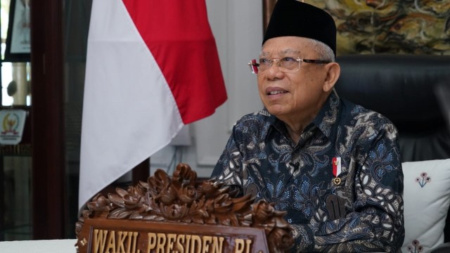 Wakil Presiden Ma'ruf Amin memberikan sambutan di peringatan 100 tahun kedatangan warga Korea Selatan di Indonesia. Foto: KIP