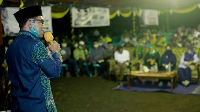 Gadis Ternate Jatuh Pingsan Ketika Dilamar Bakal Calon Wakil Wali Kota (1)
