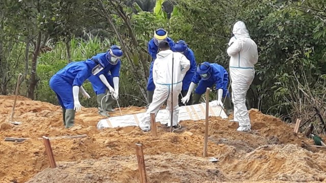 Rata-rata 5 Warga Riau Meninggal Dunia Akibat COVID-19 Selama 8 Hari Terakhir (13187)