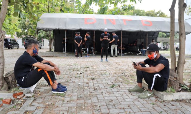 Foto: Skuat Persiraja Banda Aceh Jalani Tes Swab Sambut Kelanjutan Liga 1 2020 (105440)
