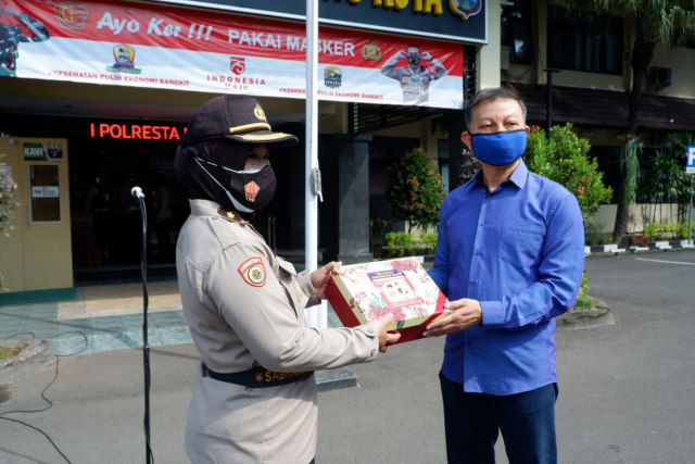 GRG, Alat Penyangga Masker Bikinan Warga Malang yang Nyaman Dipakai (21867)