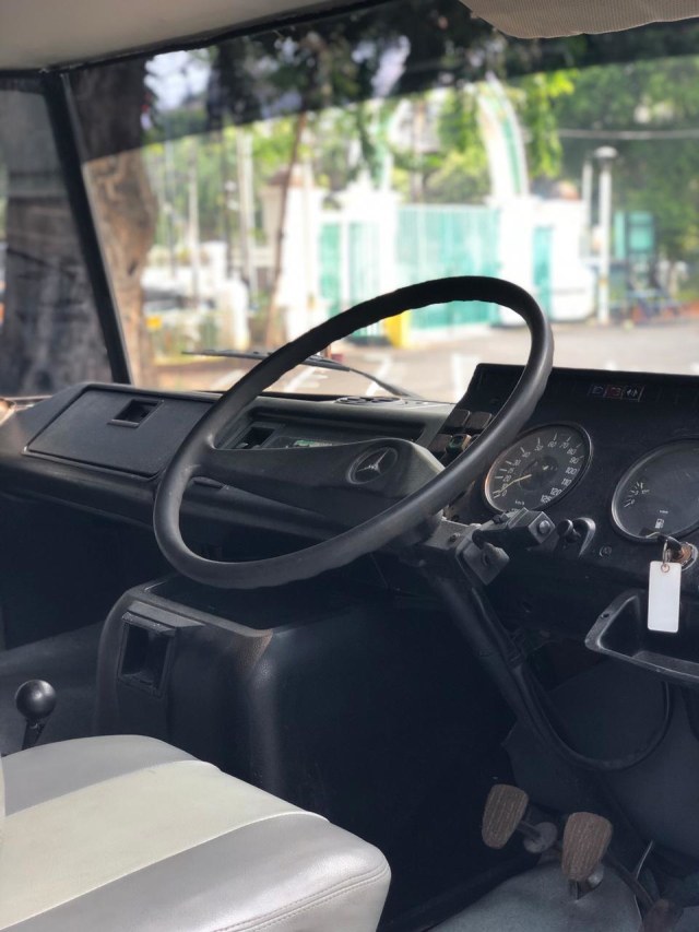 Saat Bus Klasik Mercedes-Benz Mejeng di Bursa Mobil Bekas, Berminat? (52916)