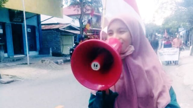 Warga Mangoli di Kepulauan Sula Butuh Akses Internet (87777)