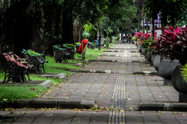 Foto Ilustasi Jalan Ijen Jadi Area Physical Distancing. Foto: Ben.