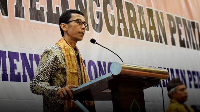 Ketua KPU Sumatera Barat, Amnasmen (Foto: Dok. KPU Sumbar)