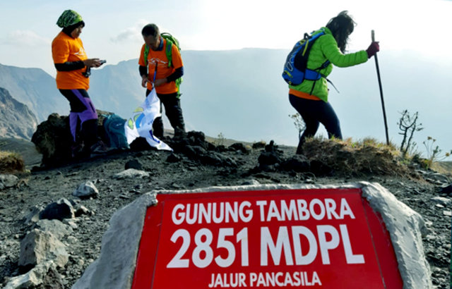 Puncak Gunung Tambora (Foto: Eka R.)
