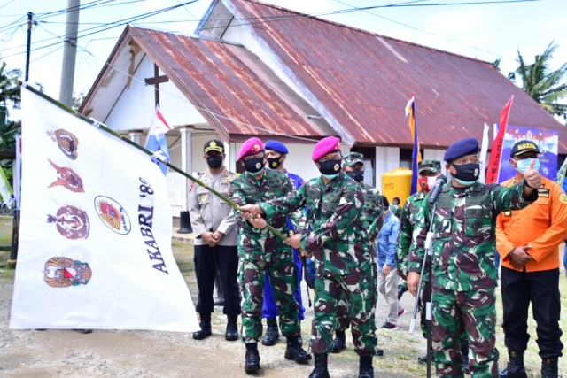 Alumni Akabri Altar’89 Distribusikan 3000 Paket Sembako di Sorong, Papua Barat (333)