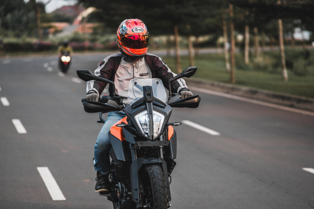 Catatan Kami Setelah Mencoba KTM 390 Adventure di Trek Aspal dan Tanah (11784)