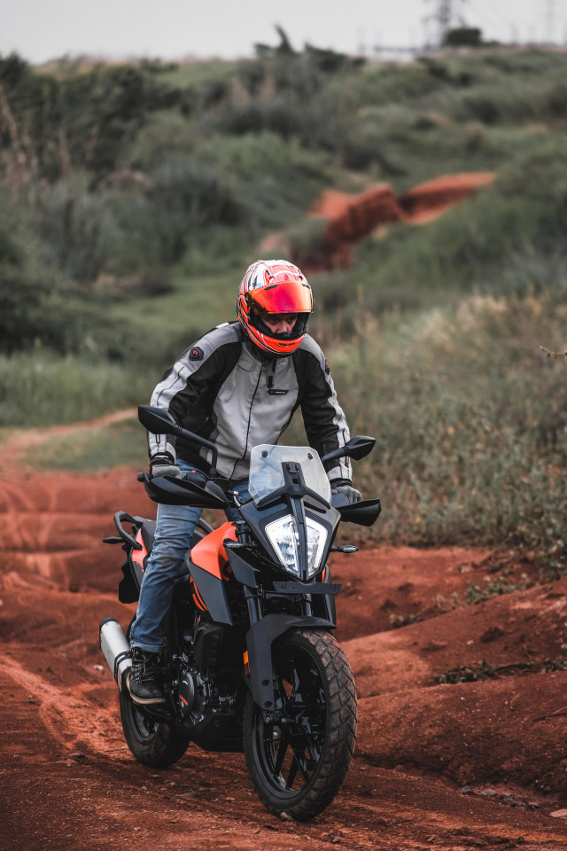 Foto: Gaspol KTM 390 Adventure di Trek Tanah (116577)