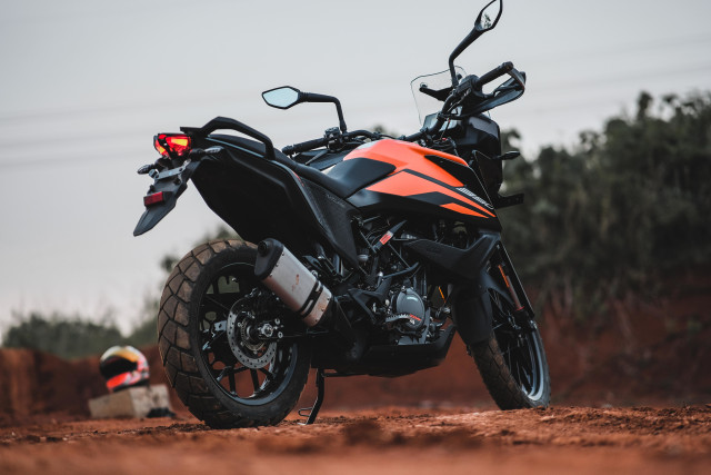 Foto: Gaspol KTM 390 Adventure di Trek Tanah (116587)
