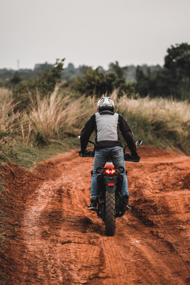 Foto: Gaspol KTM 390 Adventure di Trek Tanah (116581)