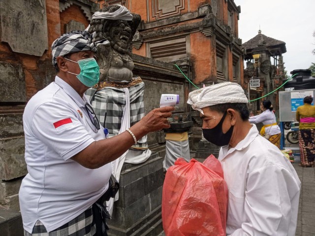 Penerapan protokol kesehatan menjadi syarat mutlak dalam pelaksanaan upacara keagamaan di Bali pada masa pandemi COVID-19 - Ist
