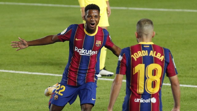 Ansu Fati di laga Barcelona vs Villarreal. Foto: Albert Gea/Reuters