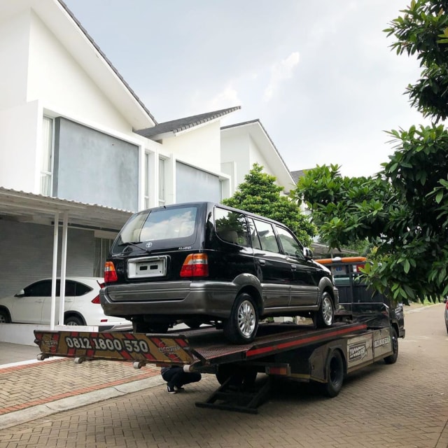 Berita Populer: Toyota Kijang Lawas Rp 200 Juta, Lelang Motor Matik Murah (41683)