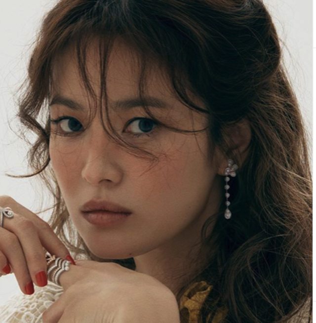 Cara Memutihkan Kulit Foto: Instagram Song Hye Kyo