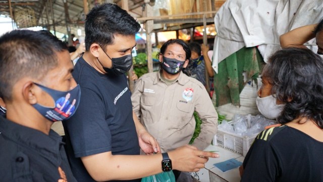 Ibunda Bobby Nasution Kampanyekan Anaknya ke Ibu-ibu Pengajian di Medan (95892)