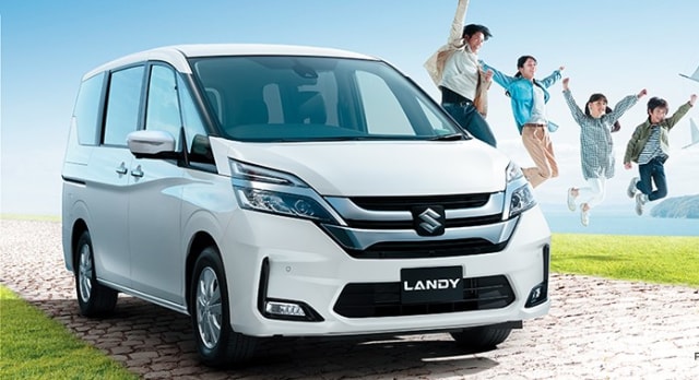Belum Banyak yang Tahu, Suzuki Jual MPV Kembaran Nissan Serena (82505)