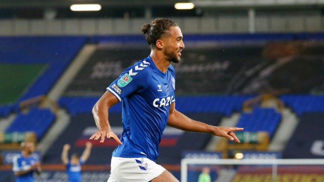 Pemain Everton Dominic Calvert-Lewin saat pertandingan melawan Aston Villa pada putara keempat Piala Carabao di Goodison Park, Liverpool, Inggris. Foto: Alex Livesey/REUTERS