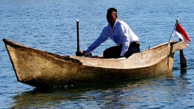 Viral Anak Nelayan di Sulsel Naik Perahu untuk Ikuti Seleksi TNI AL (505818)