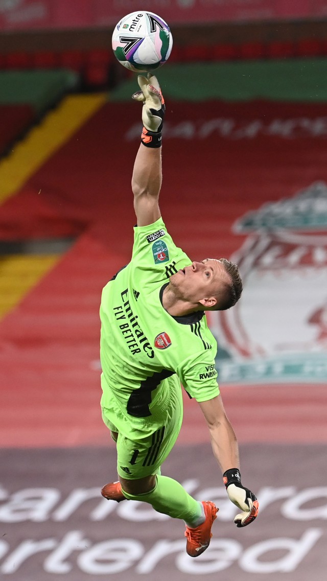 Bernd Leno di laga Liverpool vs Arsenal. Foto: Leah Millis/Reuters