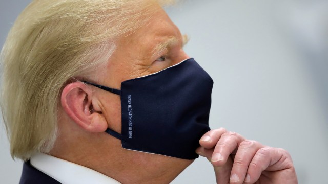 Positif Corona, Apa Saja Obat yang Diminum Donald Trump? (49330)